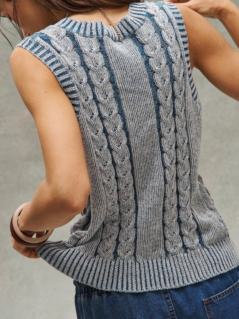 Blue Casual Women's Deep V Neck Cable Knit Drop Sleeve Sweater Vest - Picture 2 of 8
